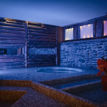 Jacuzzi wellness hotel la montanara