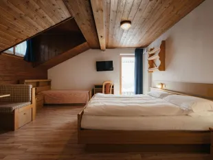 Montanara camera quadrupla 6