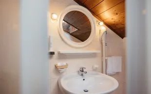 Montanara camera con balcone 8