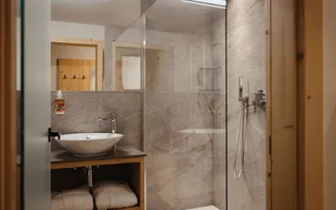 Hotel la montanara suite 8