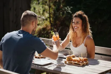 Aperitif-Snack im Garten