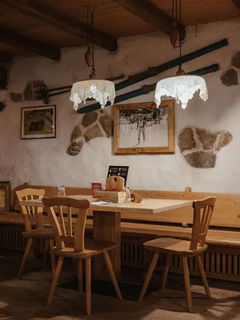 Stube Hotel La Montanara