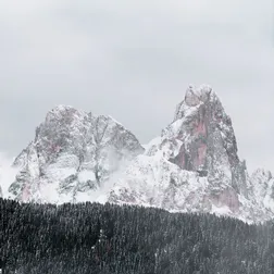 Eberhard grossgasteiger 3 I Mncaz Wr I0 unsplash